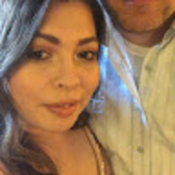 Meet your Posher, Alma - Picture 1 of 1